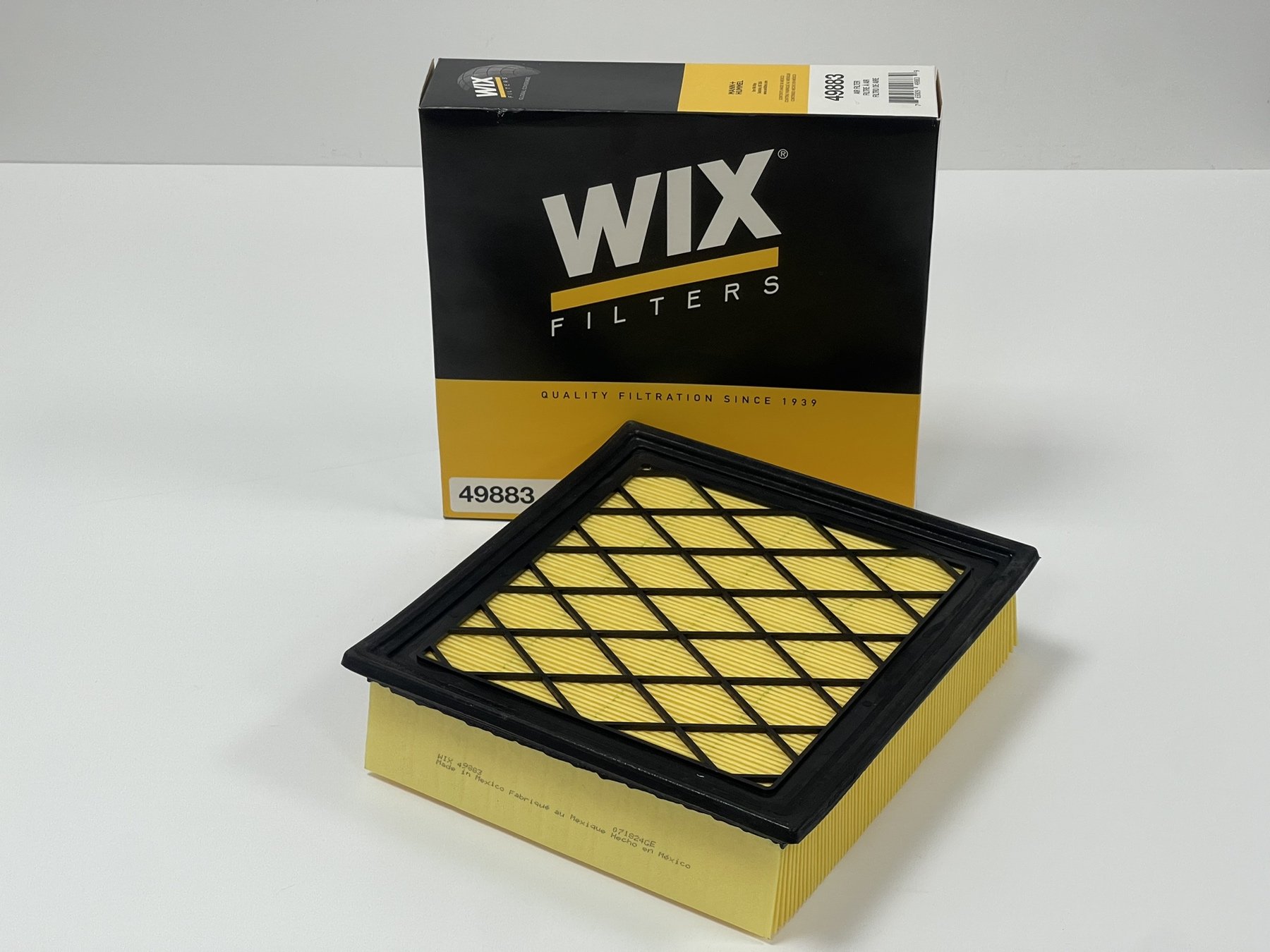 Фільтр повітряний WIX FILTERS 49883 Lincoln Navigator; Ford F-350, F-250, F-150, Expedition